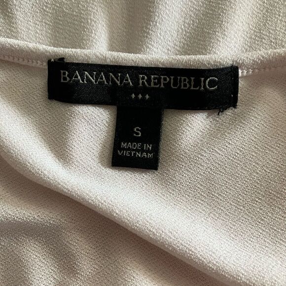 Light Pink Top. Banana Republic Sz Small - Picture 7 of 9